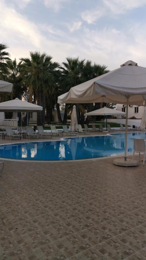 Garden Luxury Apartment Ayia Napa Exteriör bild