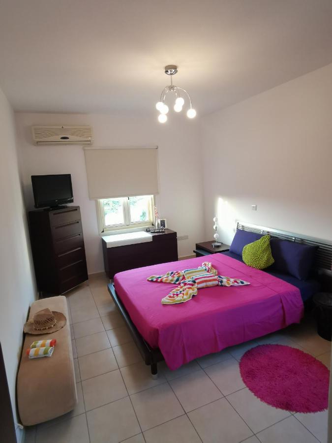 Garden Luxury Apartment Ayia Napa Exteriör bild